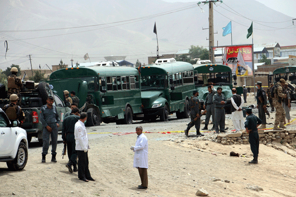 38 muertos dejó doble atentado suicida en Kabul, Afganistán